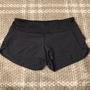 Speed up low-rise lined short 2.5"